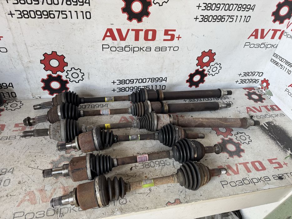 Піввісь привід шрус Ford Fiesta mk7