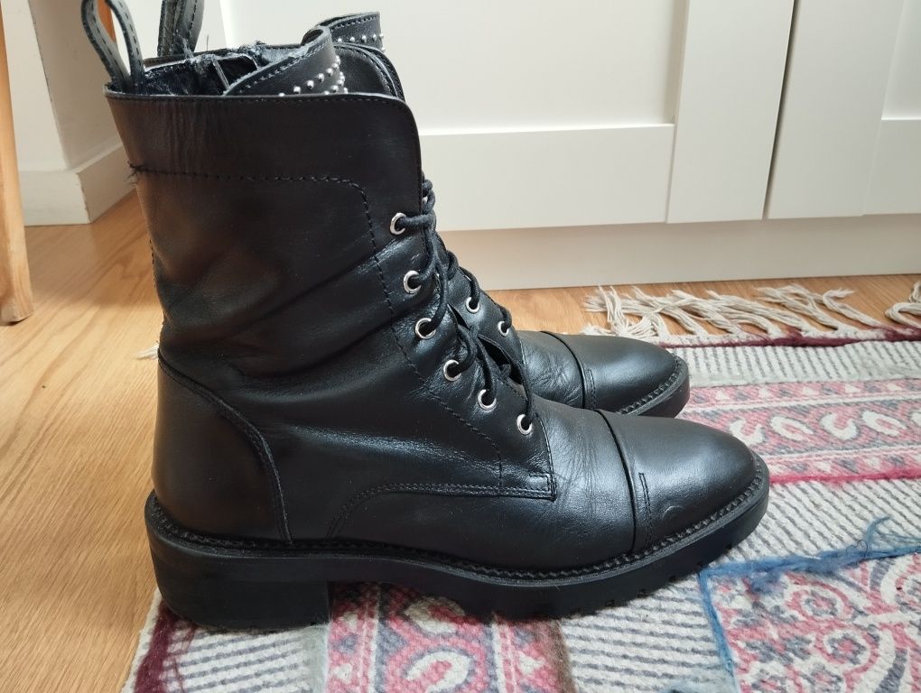 Botas Zara em pele