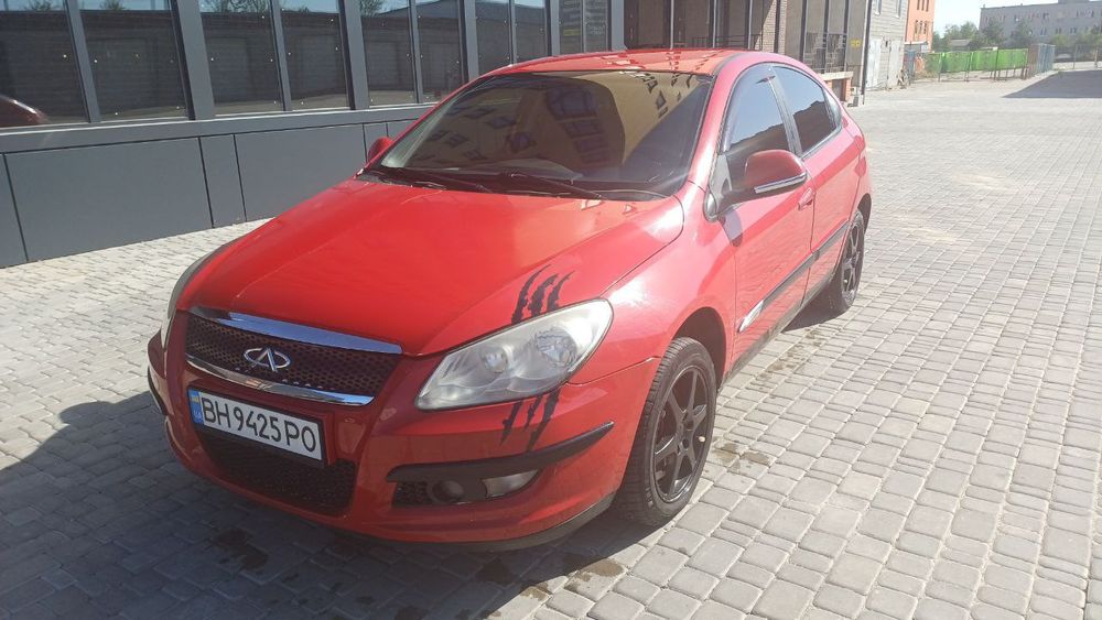 Автомобиль chery m11