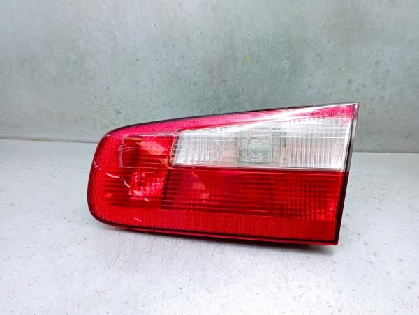 Farolim da mala direito RENAULT Laguna II (BG0/1_)