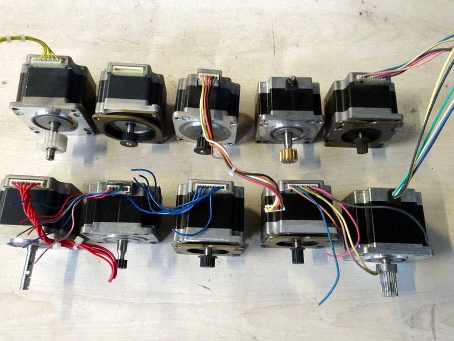 Mix silników krokowych NEMA23 różnych firm i marek (11).