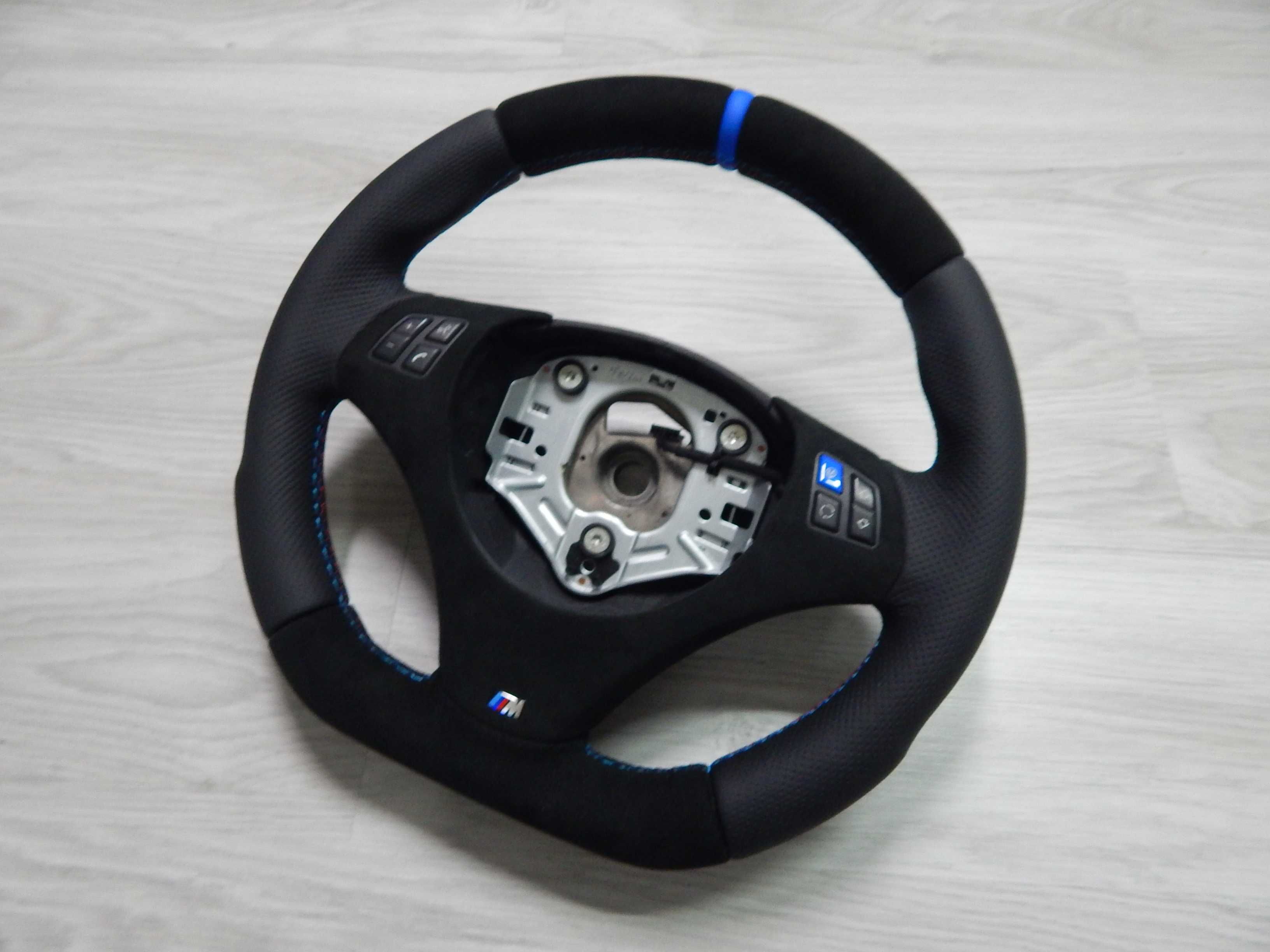 Kierownica BMW E81 E82 E84 E87 E88 E90 E91 E92 sport alcantara