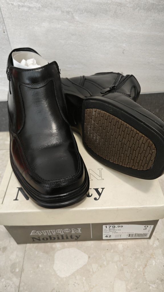 Nowe męskie buty zimowe