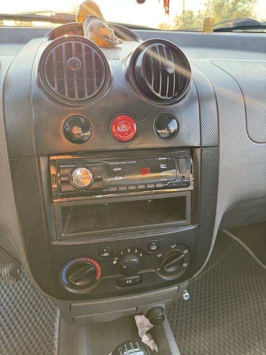 Chevrolet Aveo 2004 Рік 1.5 Бензин 1300$