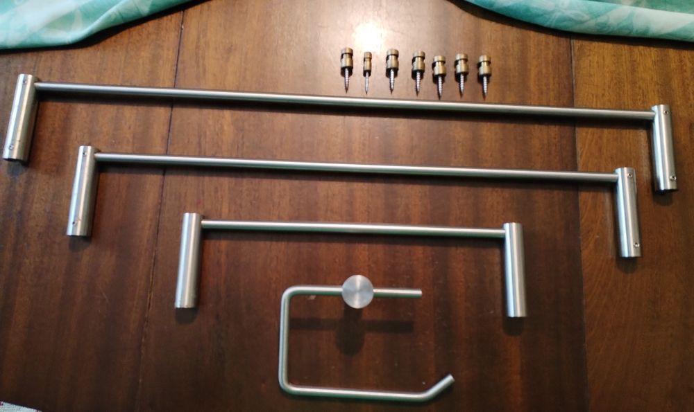 Toalheiros em INOX escovado