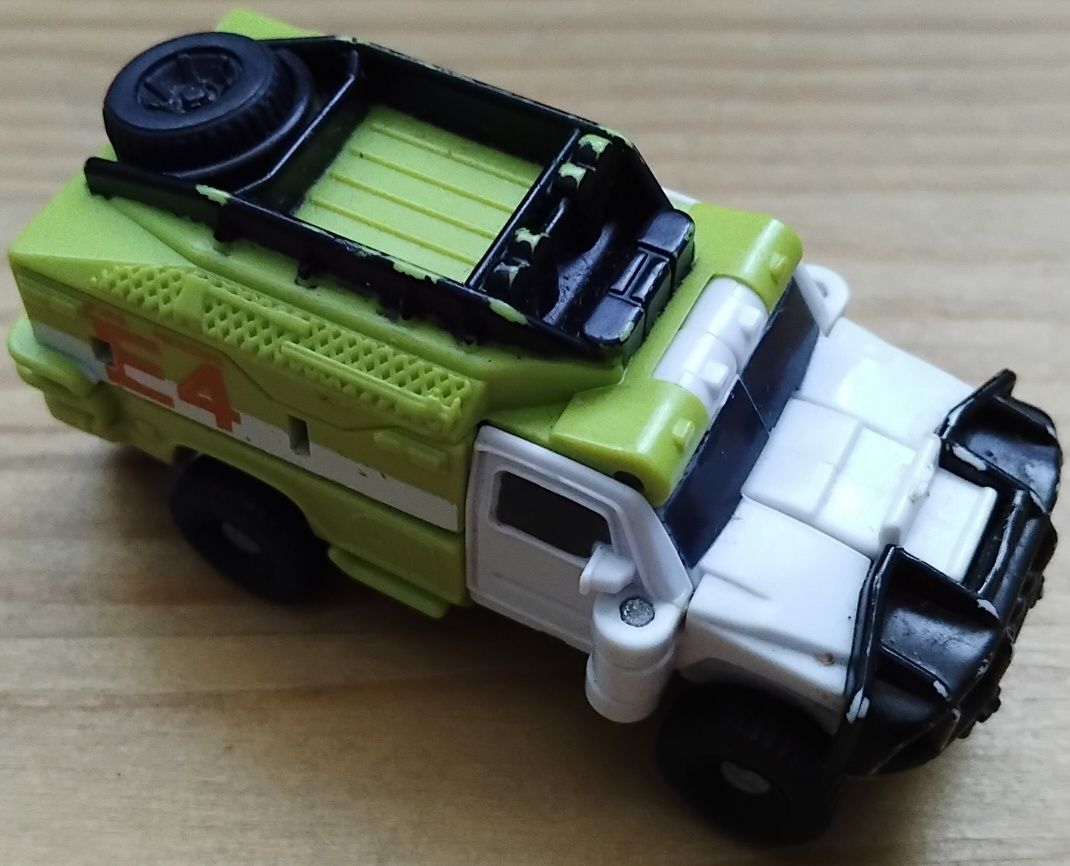 Transformers - Dark Of The Moon(DOTM)Cyberverse Legion: Autobot Rachet