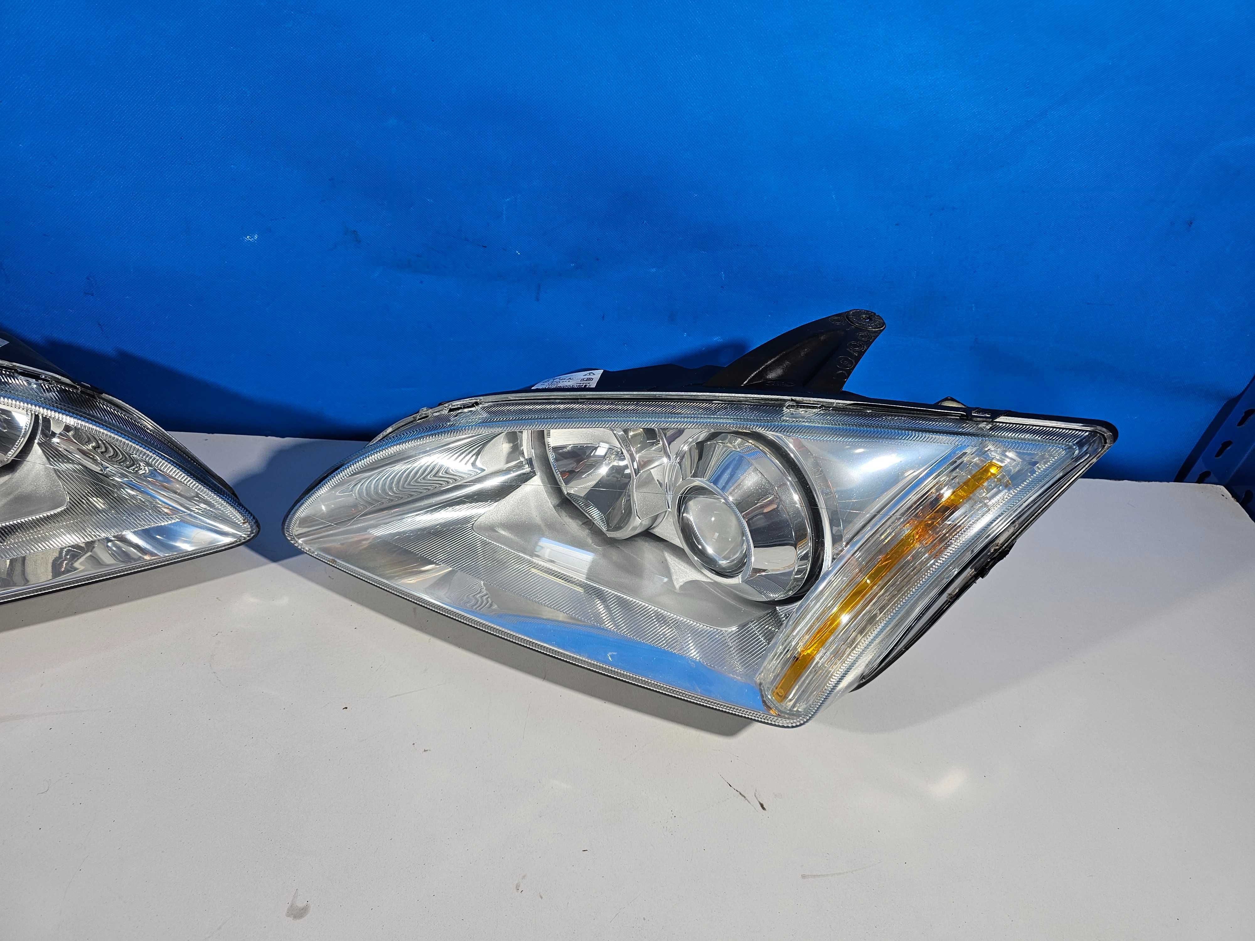 Ford Focus MK2 2 II Lampy Przednie Bi-Xenon Lewa+Prawa Europa IGŁA