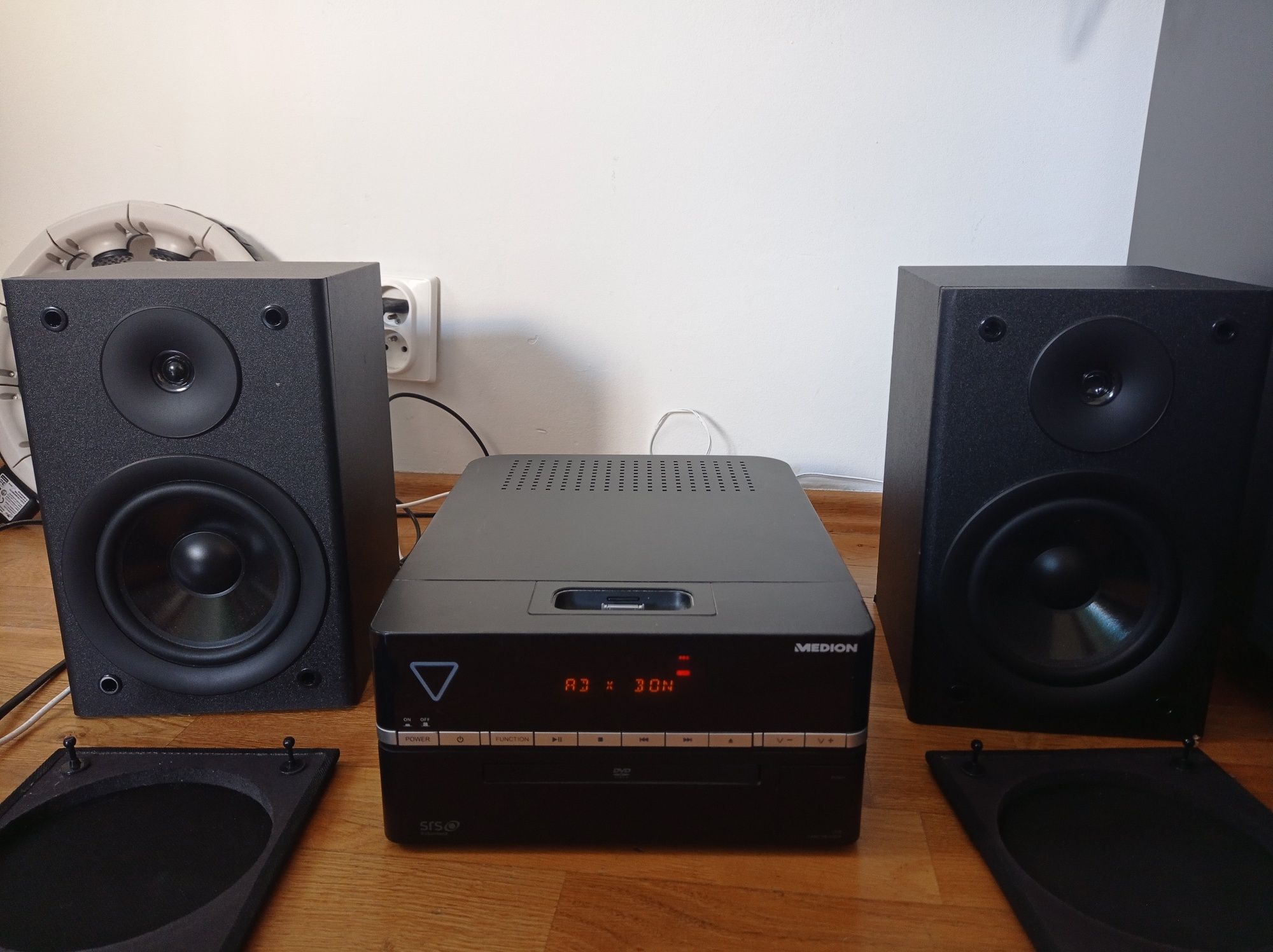 Mini wieża Medion DVD system