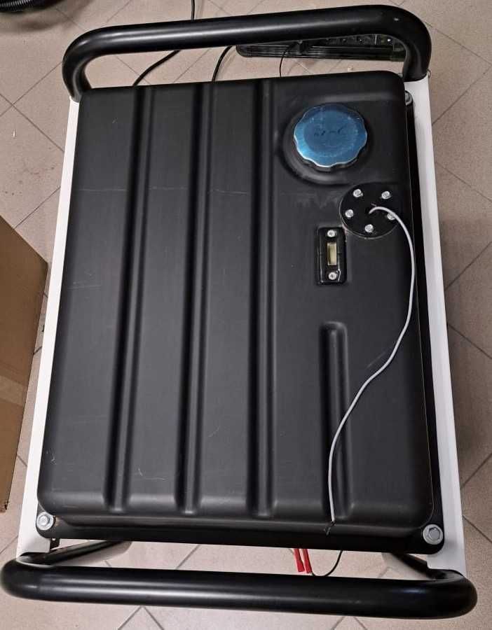 Agregat prądotwórczy
 FH 3001 RE