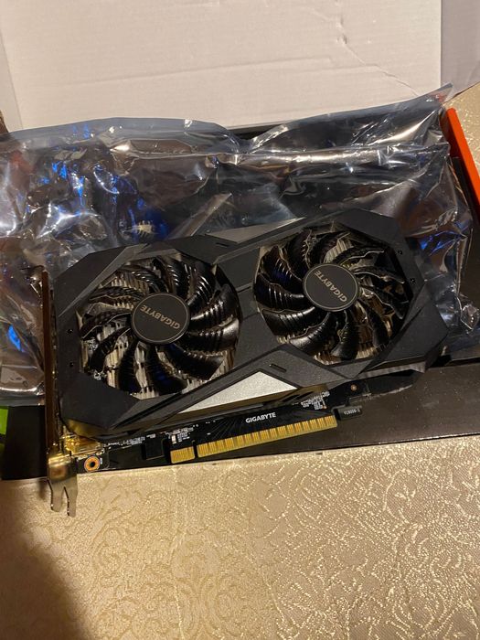 Продам відеокарту NVIDIA GeForce GTX 1650( є ще системний блок)