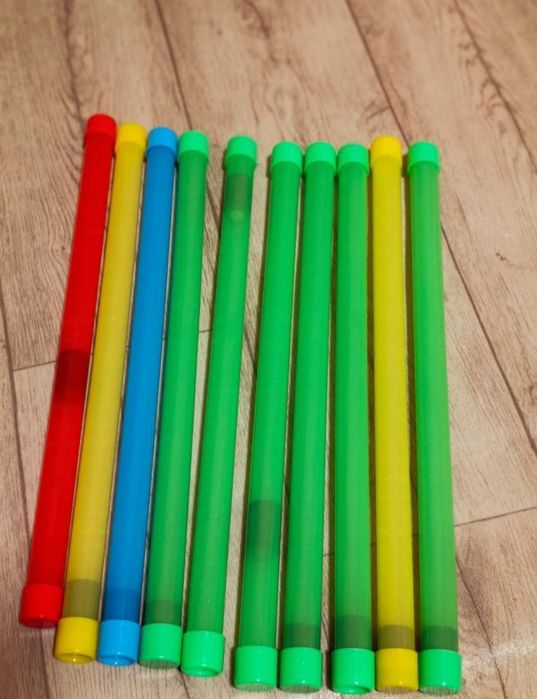 Діатонічні дзвоники, музичні палки, бубен,маракаси