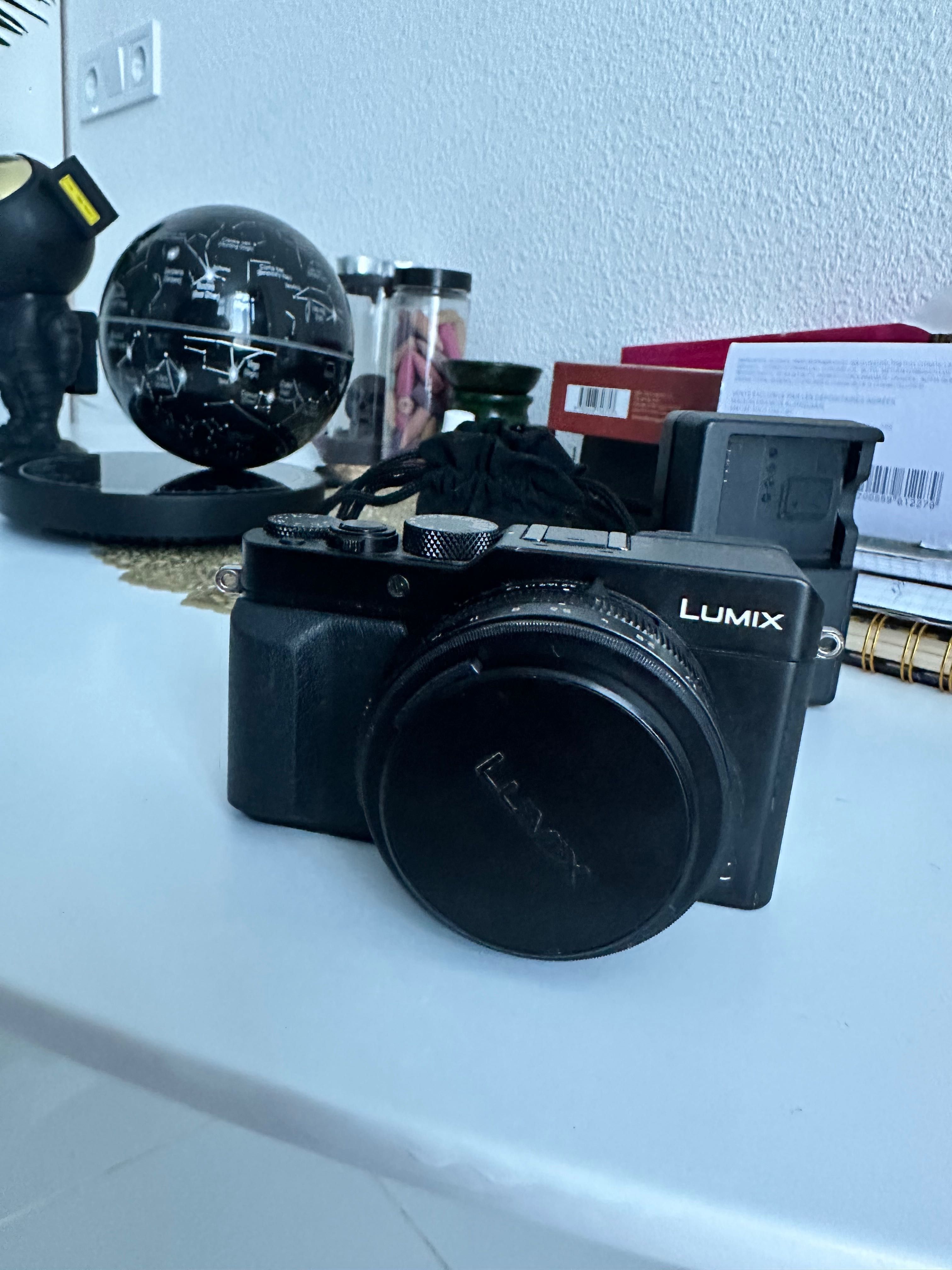 Panasonic LUMIX DMC - LX100