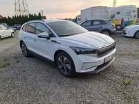 Skoda Enyaq 2023r ELEKTRYK lekko uszkodozny 70kw