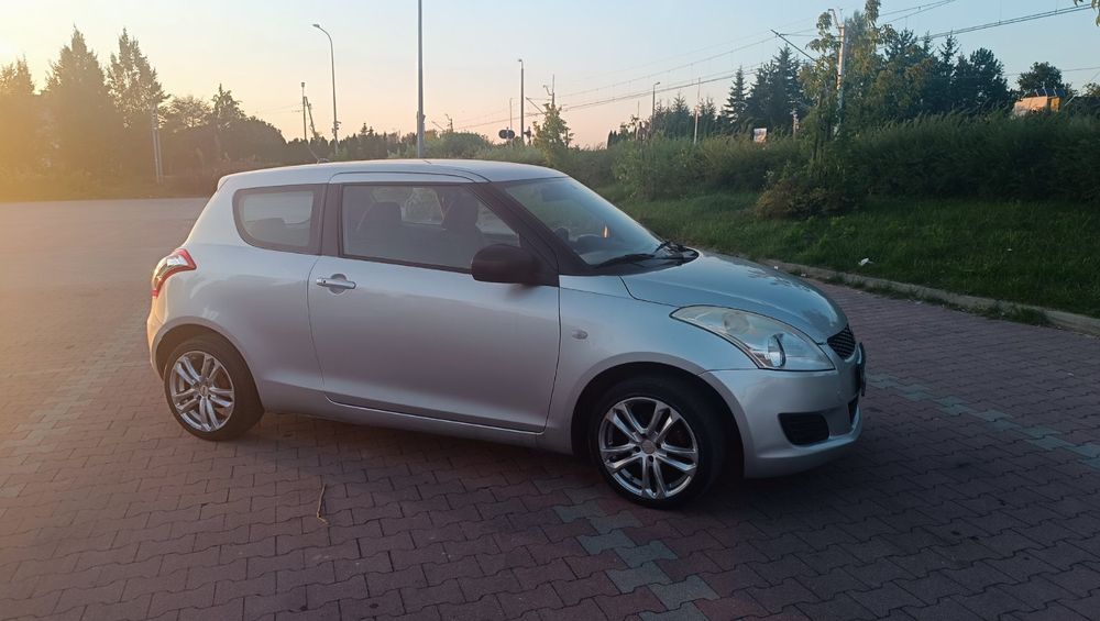 Suzuki Swift 1.2 benzyna 2012