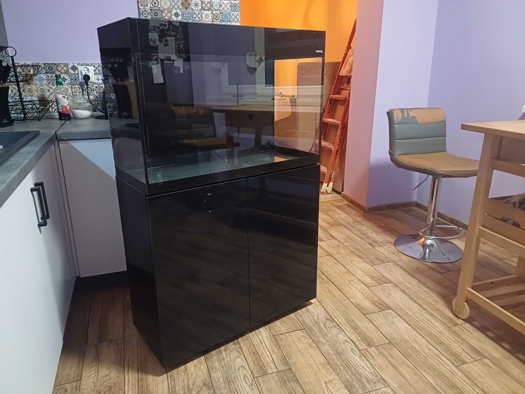 Akwarium aquael optiset czarny glossy 120 + szafka optiset glossy