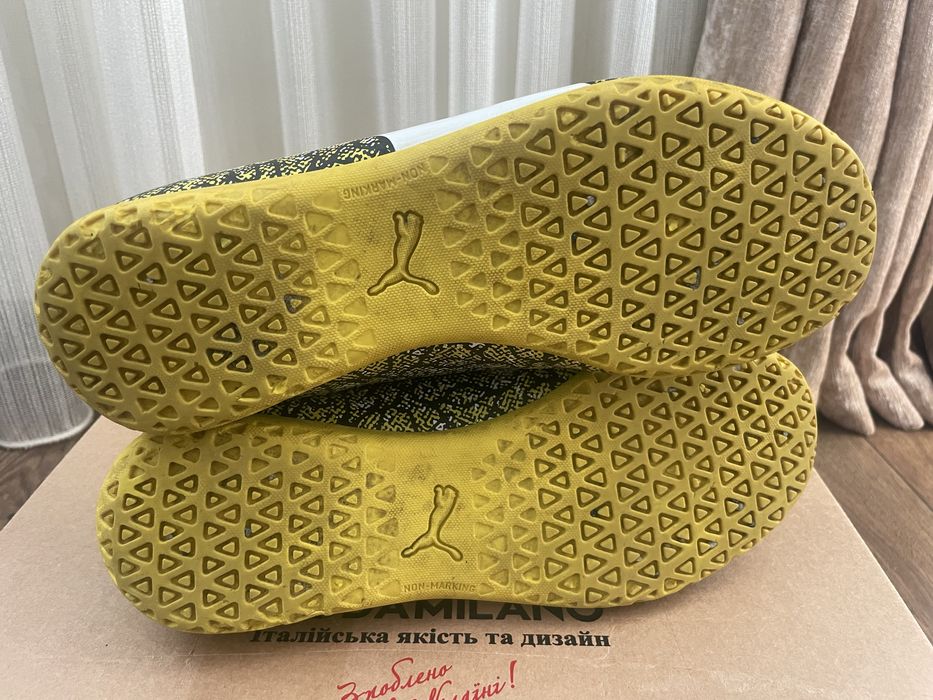 Кросовки, футзалки р39