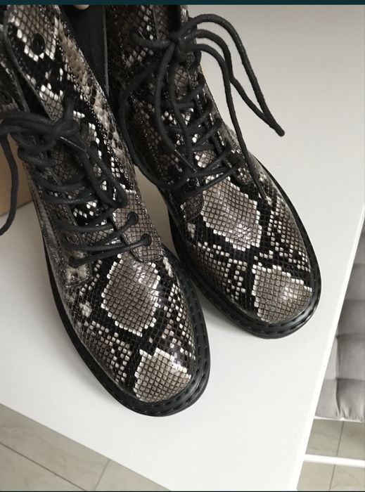 Estro черевики ботинки сапоги