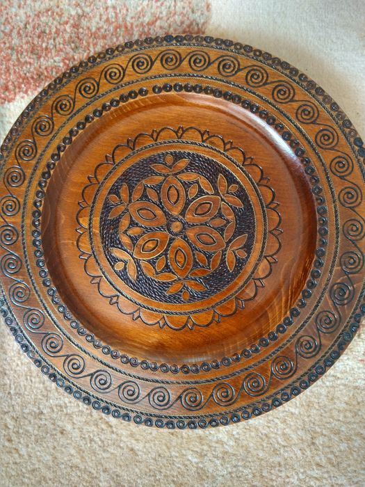 Talerze w stylu góralskim średnica 29 cm/cena za 3 szt
