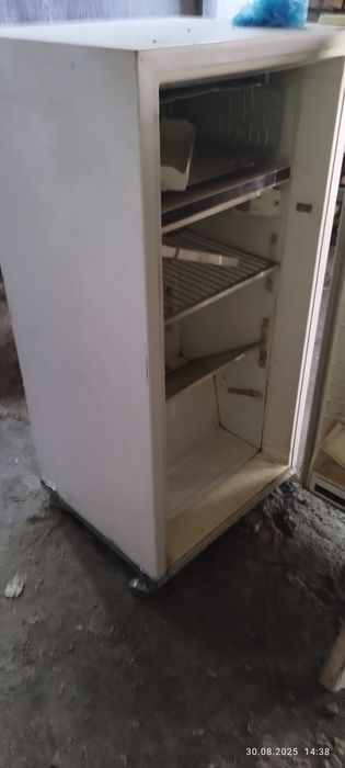 Продам холодильник Днепр 2.