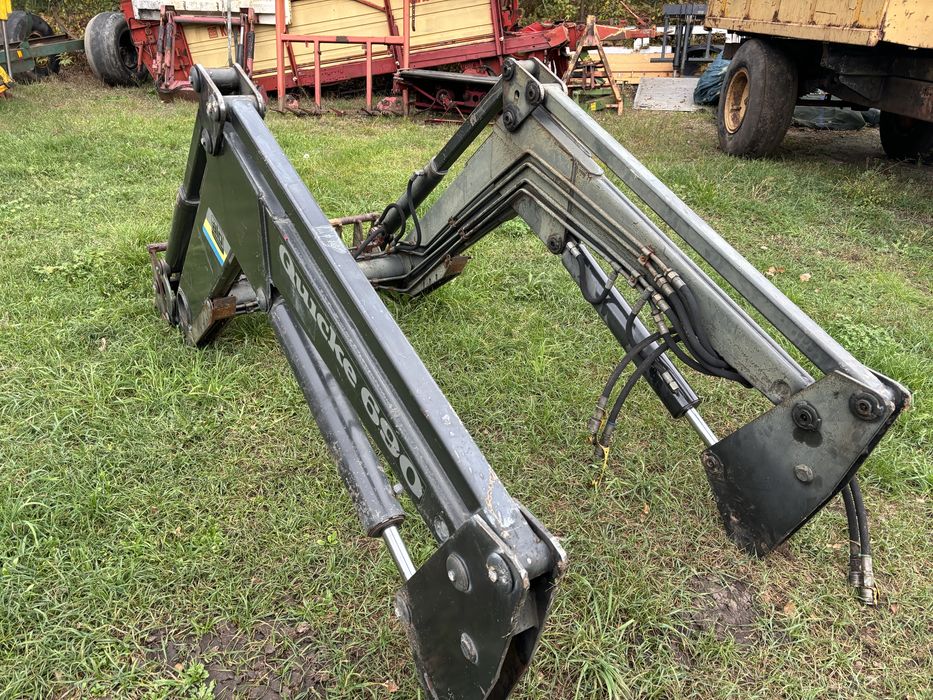 Ładowacz czołowy 3-sekcyjny tur Quicke 690 ALO