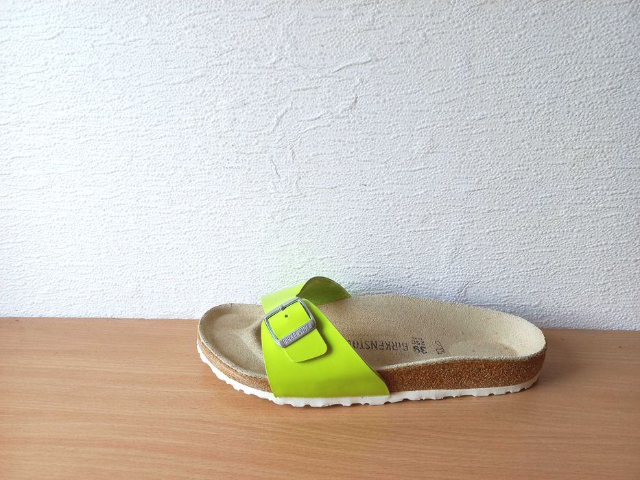 Чудові ортопедичні шльопанці Birkenstock 39 р. устілка 25,7 см