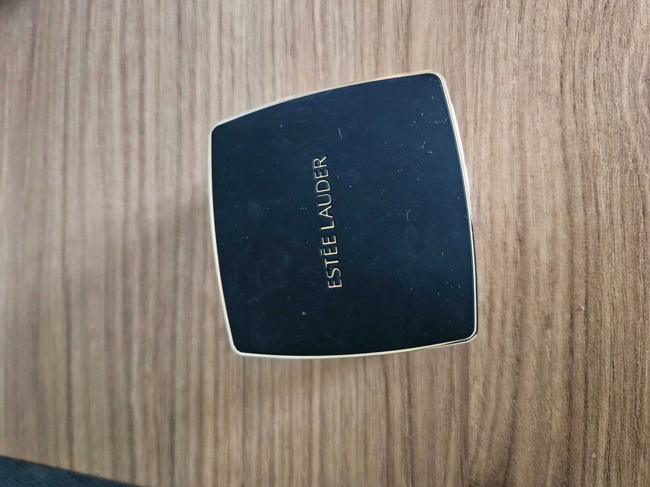 puder Estée Lauder