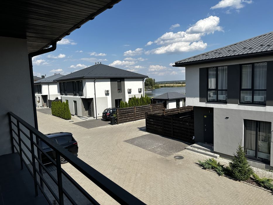 Таунхаус квартира дом с выходом на воду ремонт Киев Дарницкий Осокорки