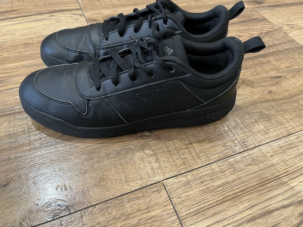 Adidasy czarne 39 1/3