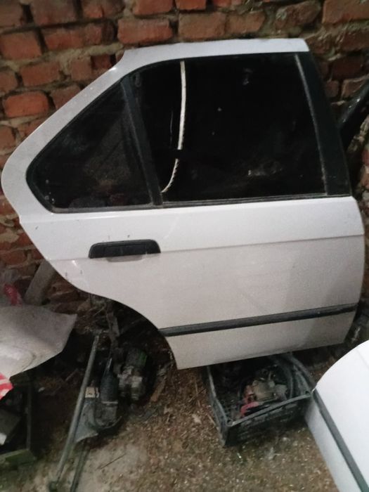 Деталі від БМВ е36