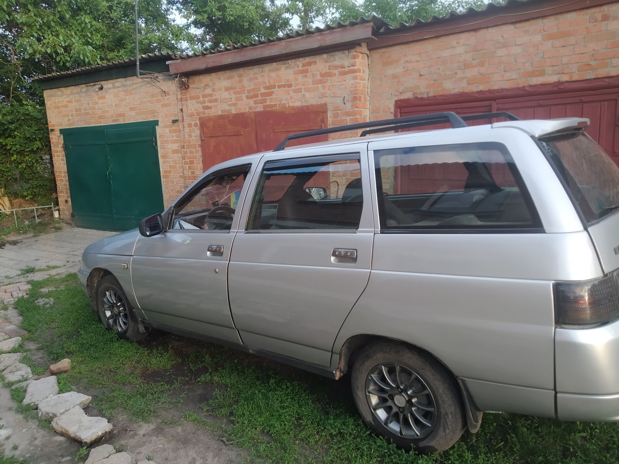Продам ВАЗ 2111.