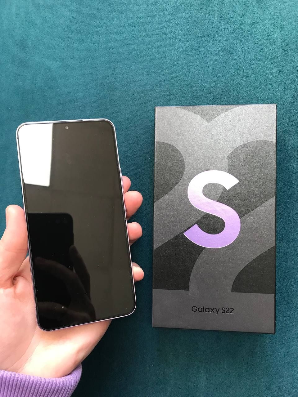 Смартфон Samsung Galaxy S22 8/256Gb Light Violet (SM-S901BLVGSEK)