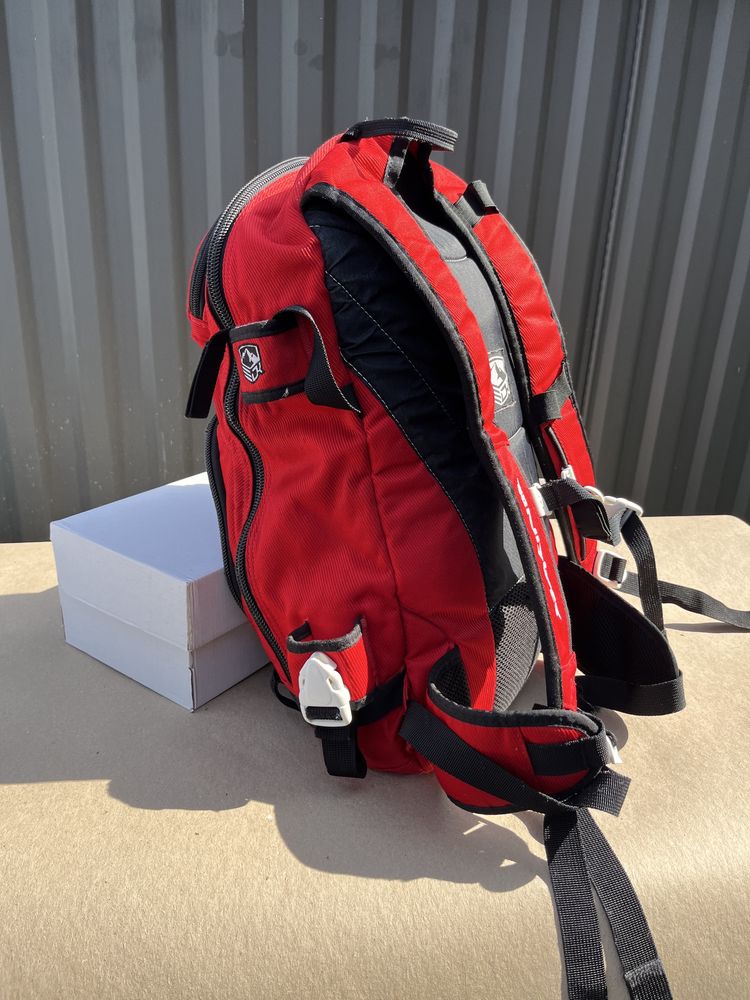 Рюкзак DAKINE Heli Pro 20L