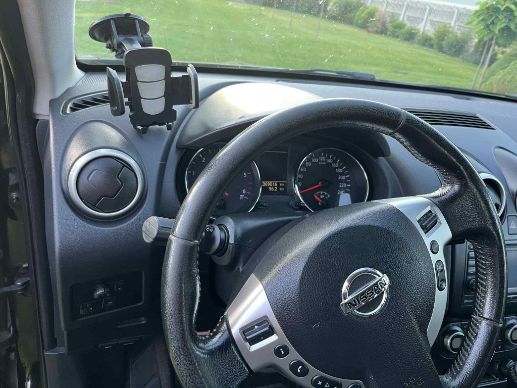 Sprzedam Nissan qashqai j10 2 0 Diesel 4x4 +2