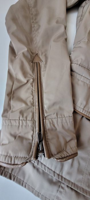 Beżowa wiosenna kurtka Massimo Dutti S wiatrówka