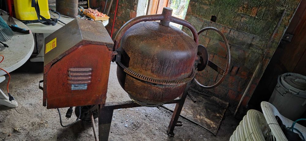 Betoneira - Motor Eléctrico