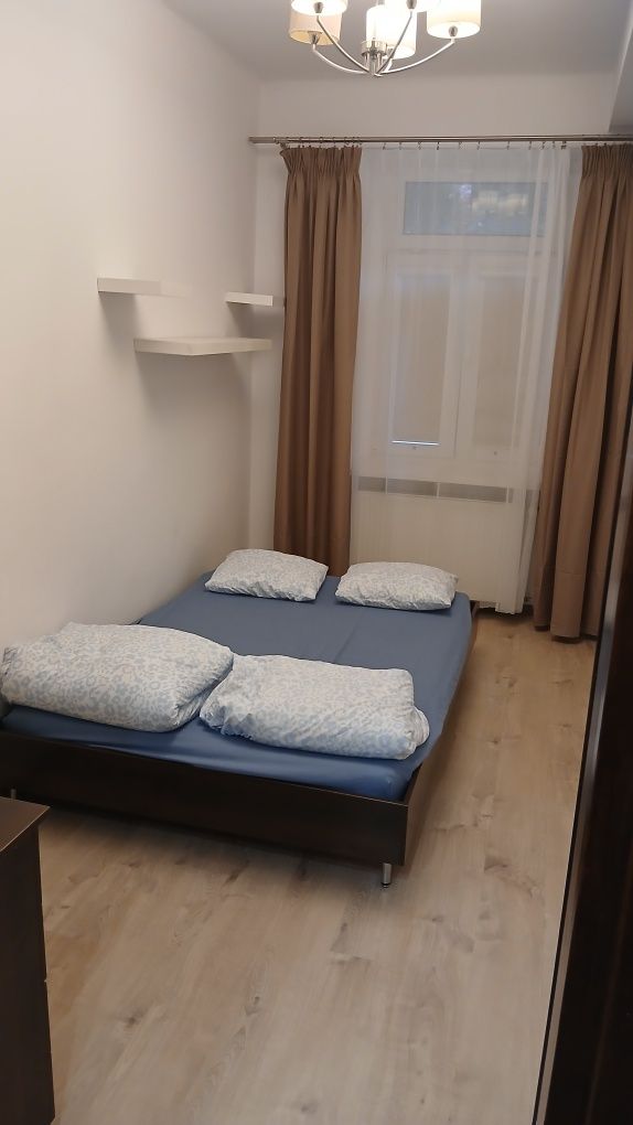 250 doba  apartament 10 minut do centrum Katowic max 10 osób