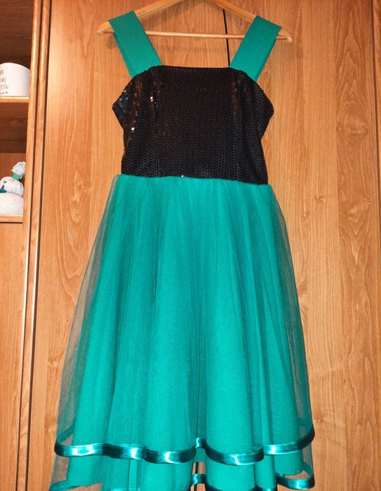 Sukienka z tiulem na studiowke/półmetek rozmiar 36/38