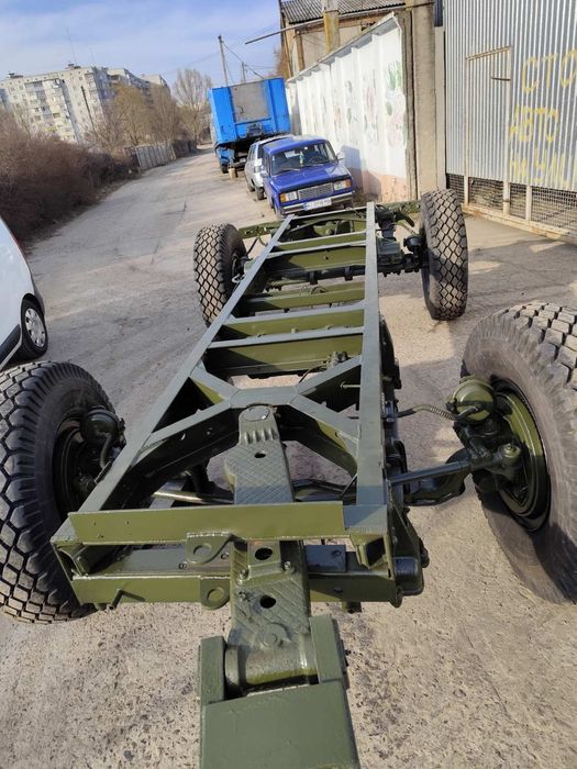 Причіп шасі платформа електростанції встановлення МАЗ.