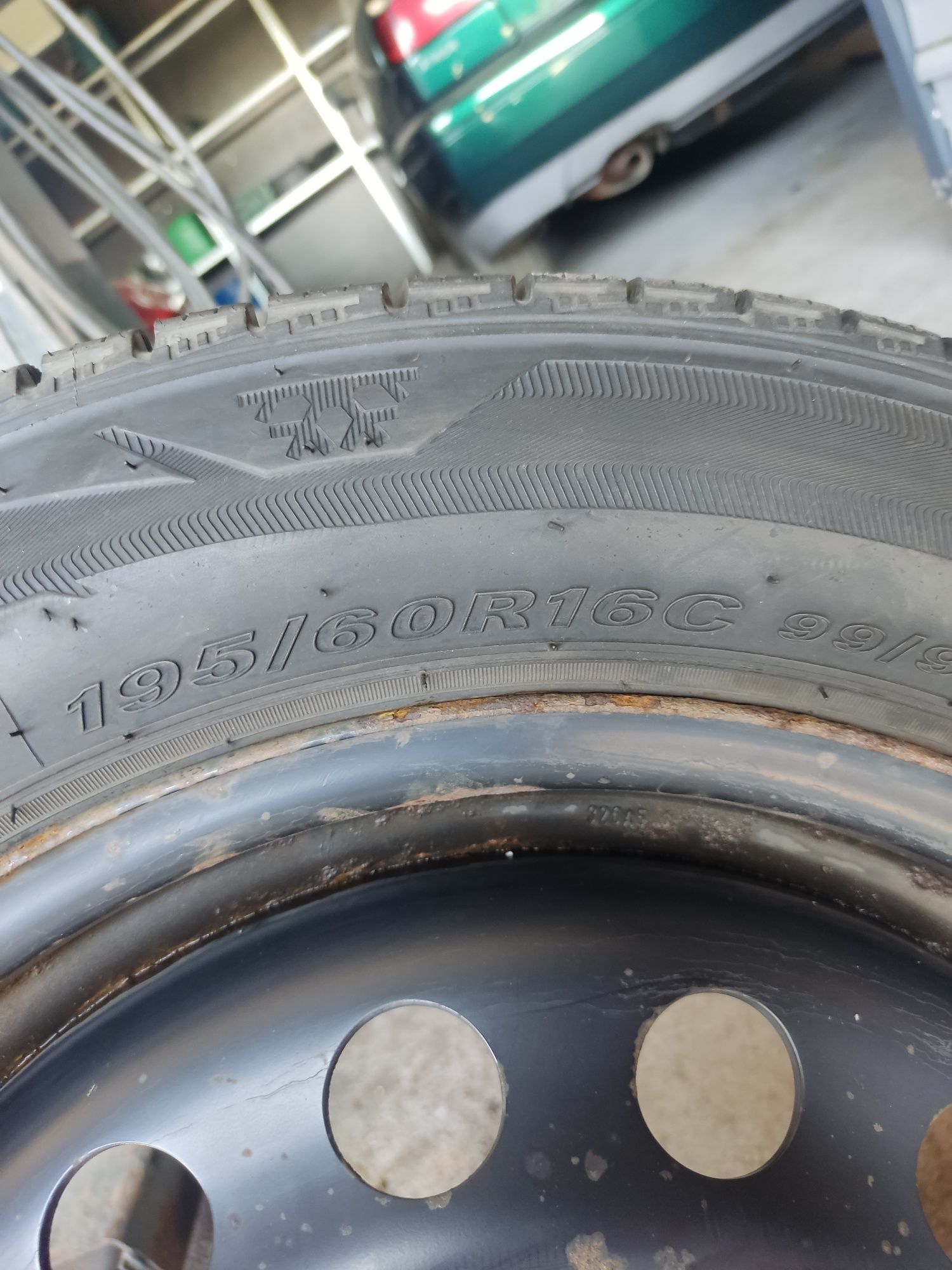 Koła zimowe 195/60/16C 5x112 et53