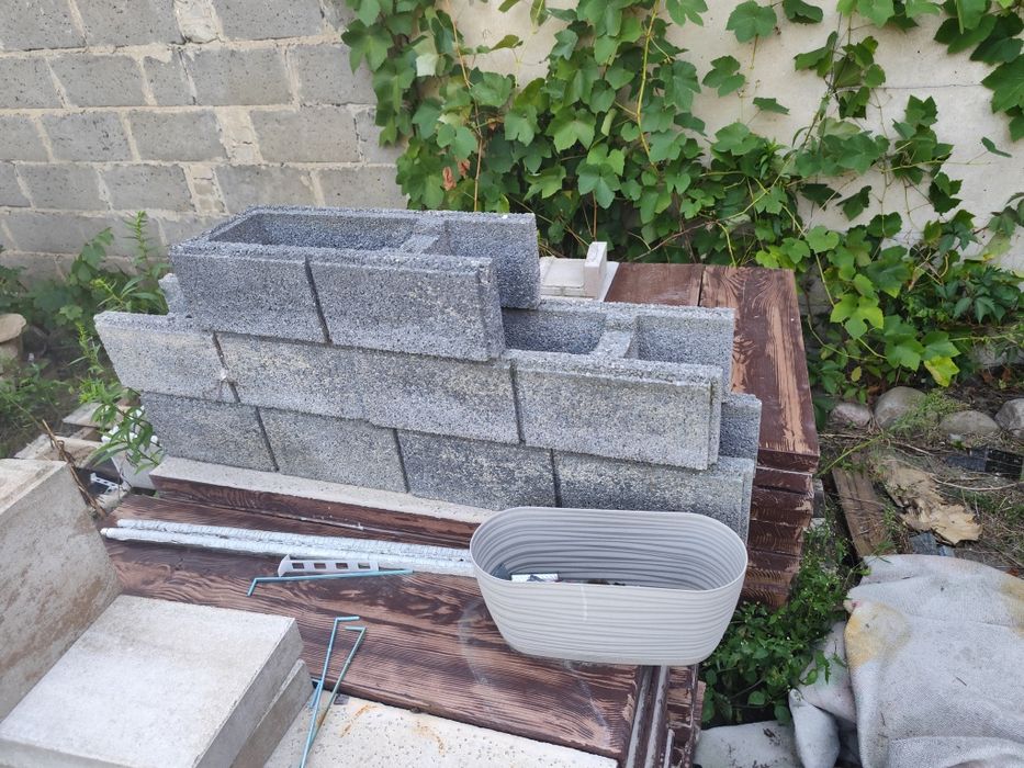 Doniczki pustaki betonowe ozdobne