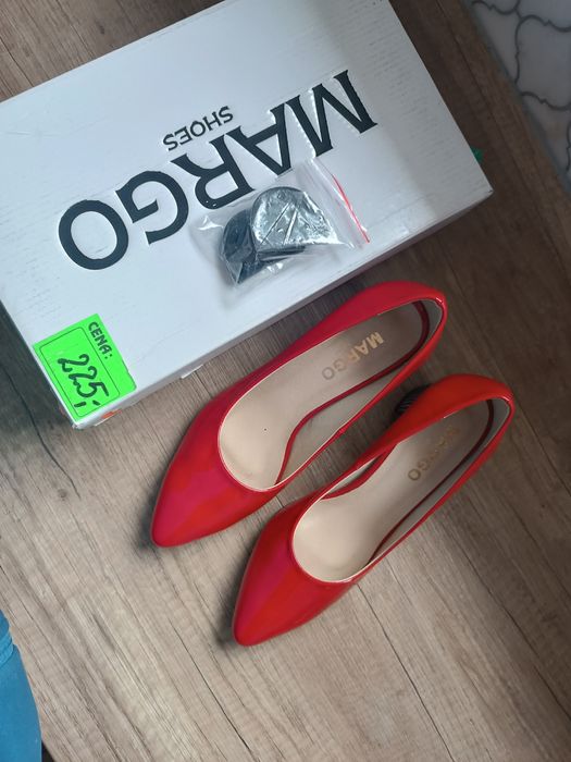 Eleganckie czerwone czółenka 38 skóra nowe