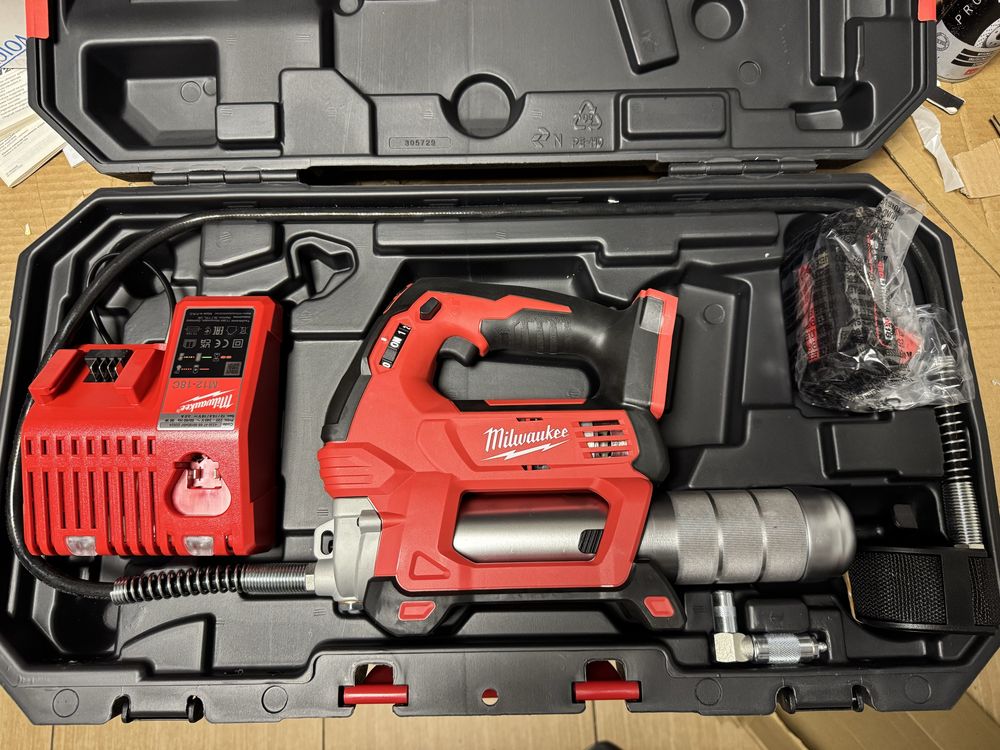 Milwaukee smarownica M18 GG