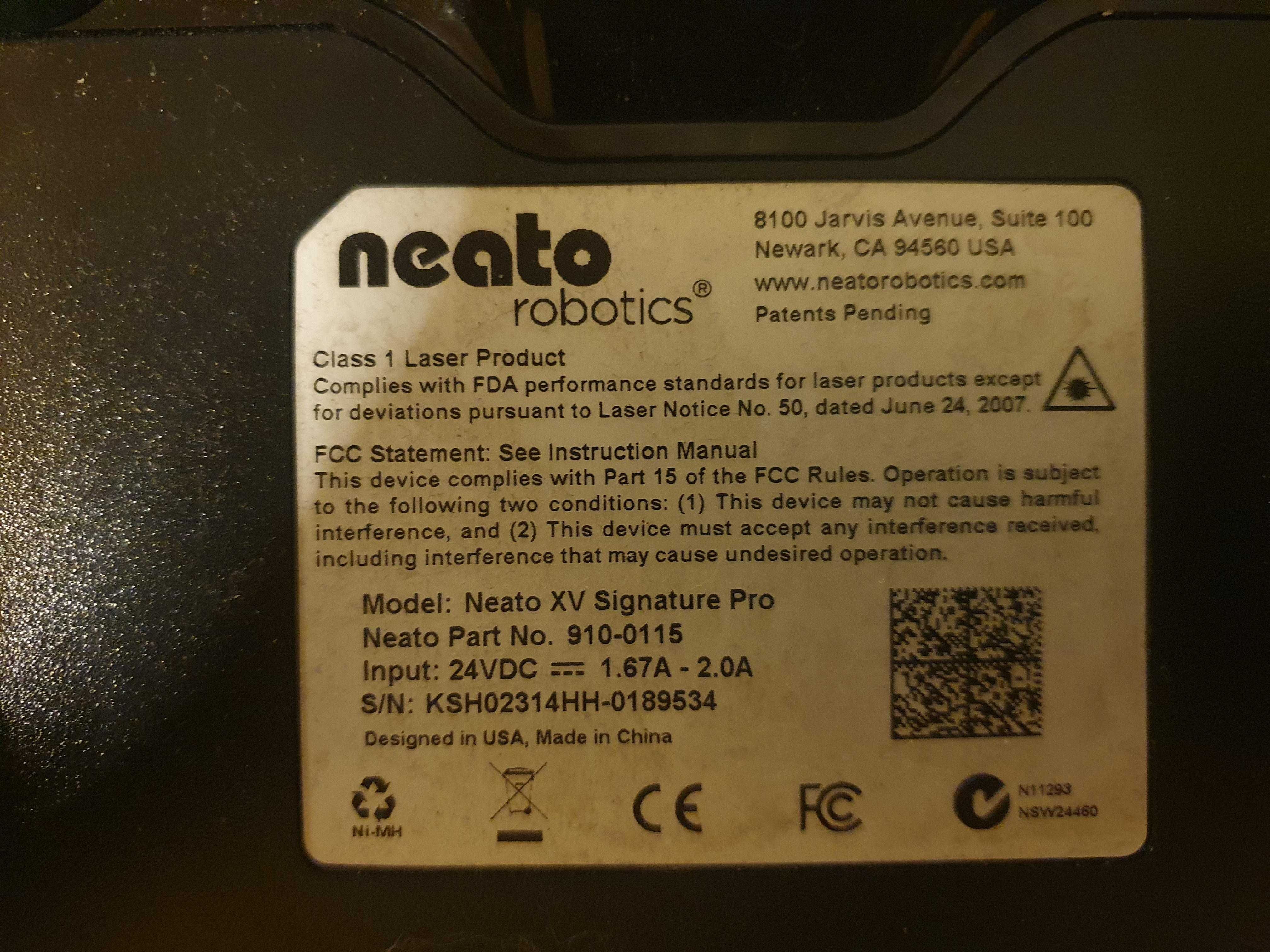 Odkurzacz automatyczny Neato Robotics XV Signature Pro
