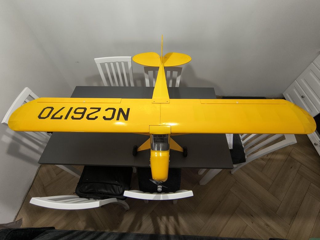 Model RC samolotu J3 Piper Cub J-3 spalinowy żarowy silnik 4t Idealny