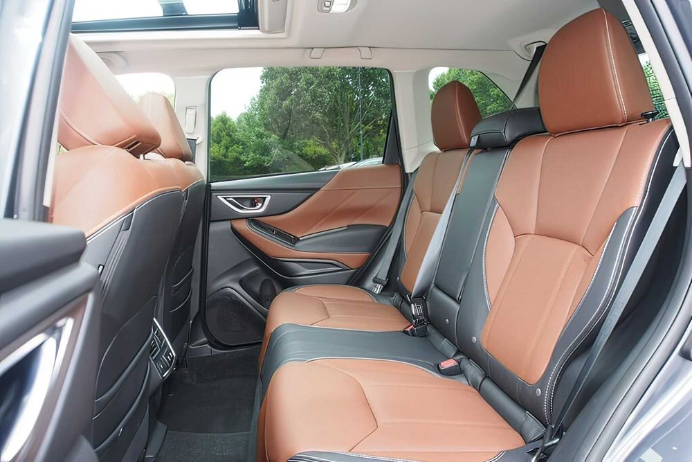 Subaru Forester      2023