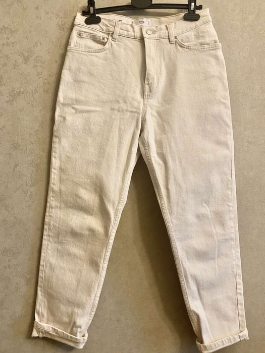 Джинси жіночі мом з плотного деніму Іспанія MNG