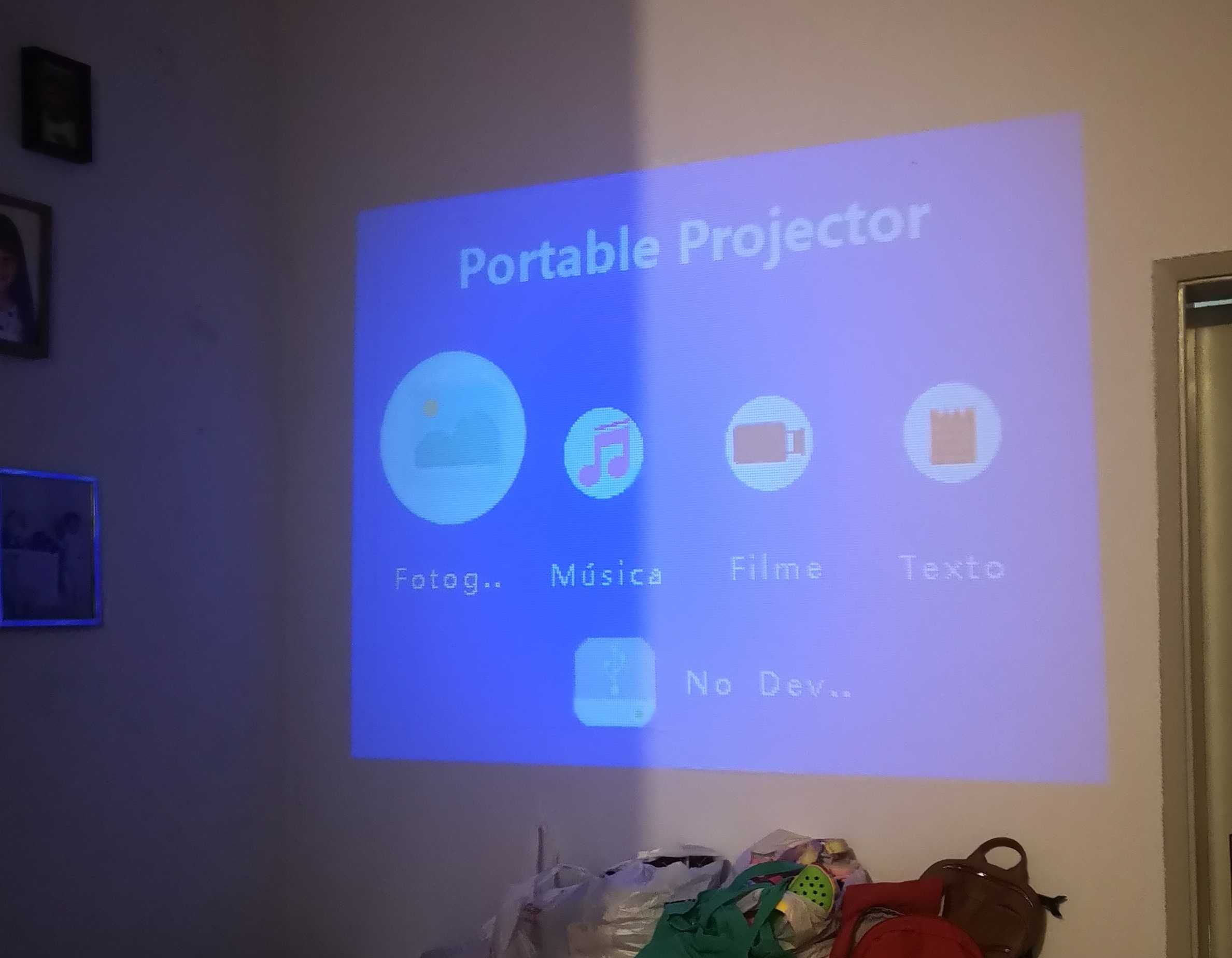 Mini Projector LED