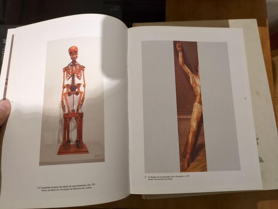 Passagens 100 Peças para o Museu da Medicina