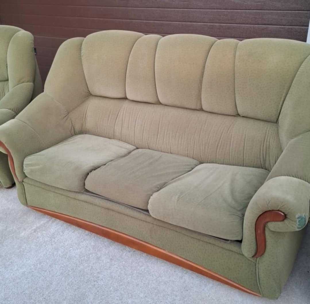 Conjunto 3 sofás um deles sofá cama