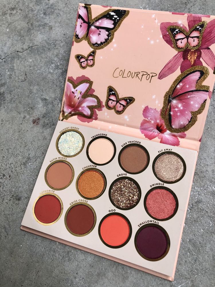 Colourpop A Flutter paleta cieni do powiek